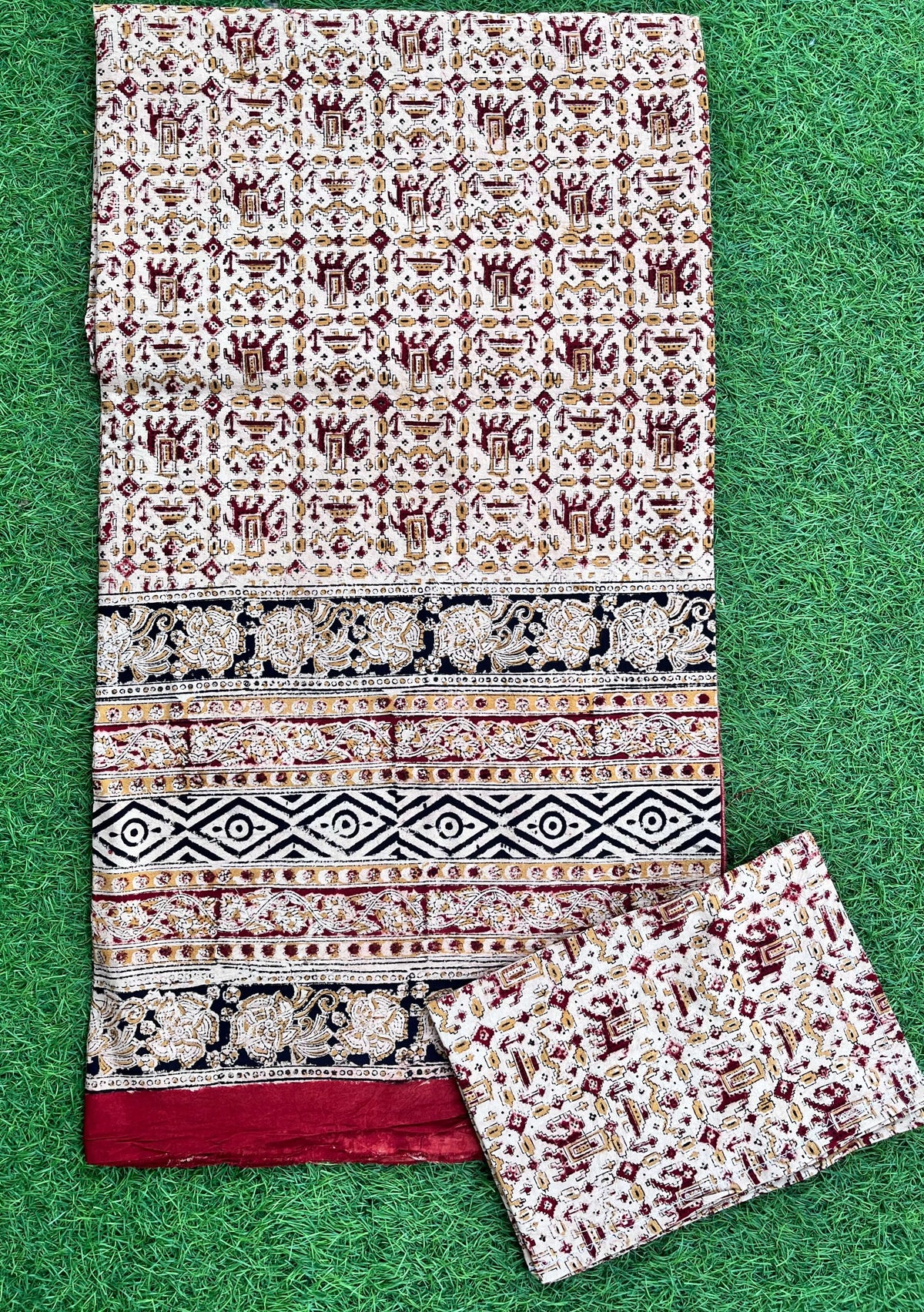 Kalamkari Block Printed Cotton Bed Cover with Pillow Covers - KBS019(90*108)